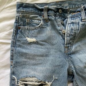 Old Navy distressed high rise straight jeans